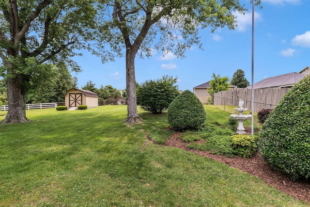 5007 Olivia Dr, Antioch, TN 37013 - fenced backyard with a storage shed