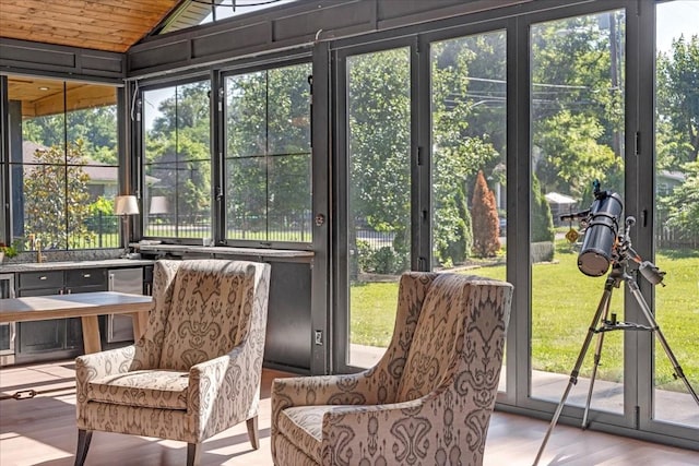 422 N Academy St, Murfreesboro, TN 37130 - sunroom with lofted ceiling