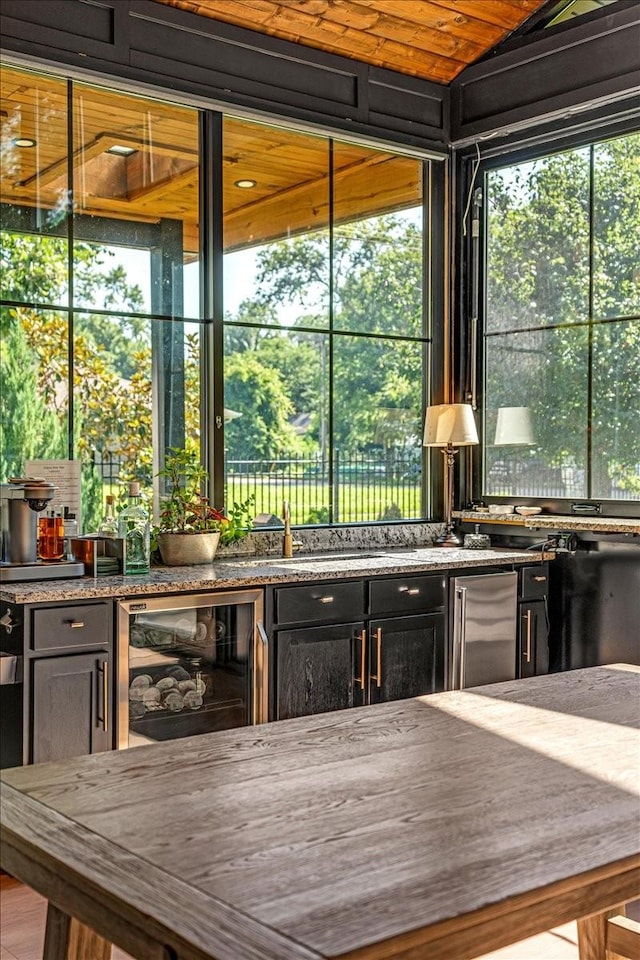 422 N Academy St, Murfreesboro, TN 37130 - sunroom / solarium featuring beverage cooler