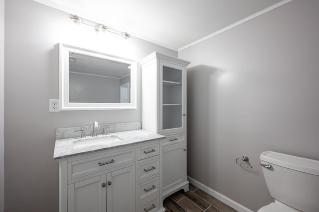 270 Autumn Trl, Ringgold, GA 30736 - bathroom featuring vanity, crown molding, and wood finish floors