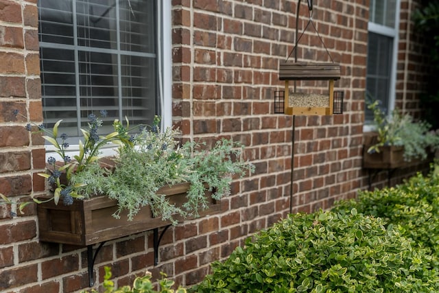 108 Larry Joe Pl, Portland, TN 37148 - exterior view of brick siding