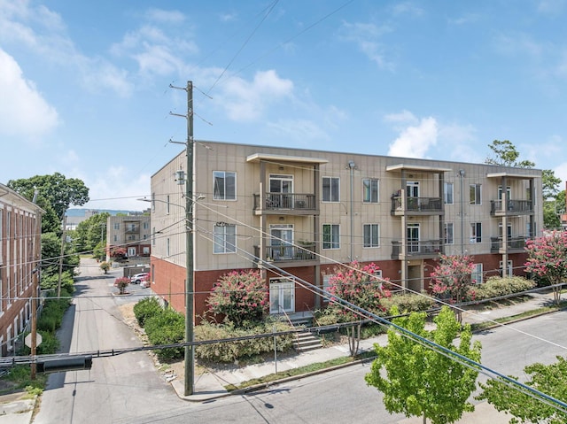 863 Flynn St Unit 302, Chattanooga, TN 37403 - view of apartment building / complex