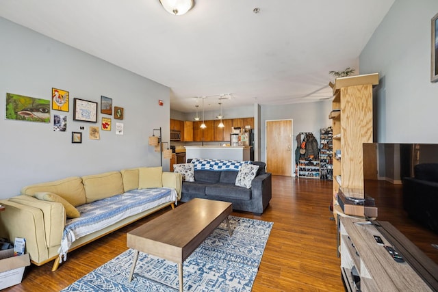 863 Flynn St Unit 302, Chattanooga, TN 37403 - living area featuring wood finished floors