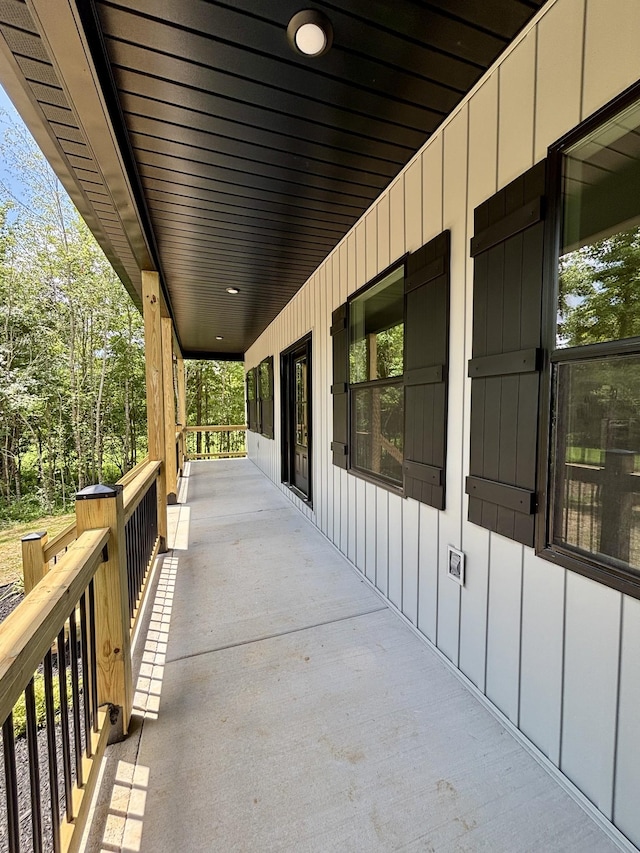 698 Dearman St, Smithville, TN 37166 - photo 2