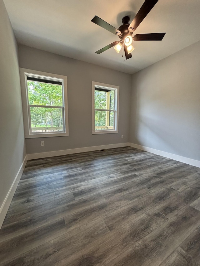 698 Dearman St, Smithville, TN 37166 - photo 17