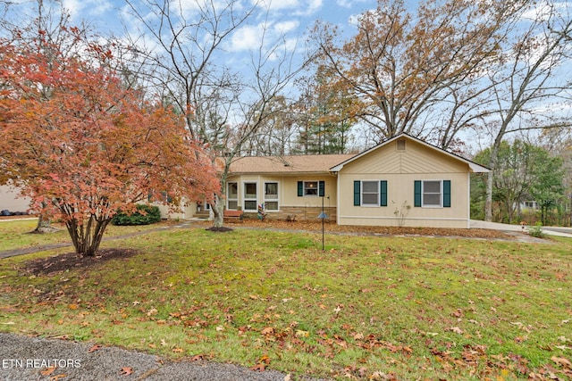 10 Briar Ct, Crossville, TN 38558 - photo 1
