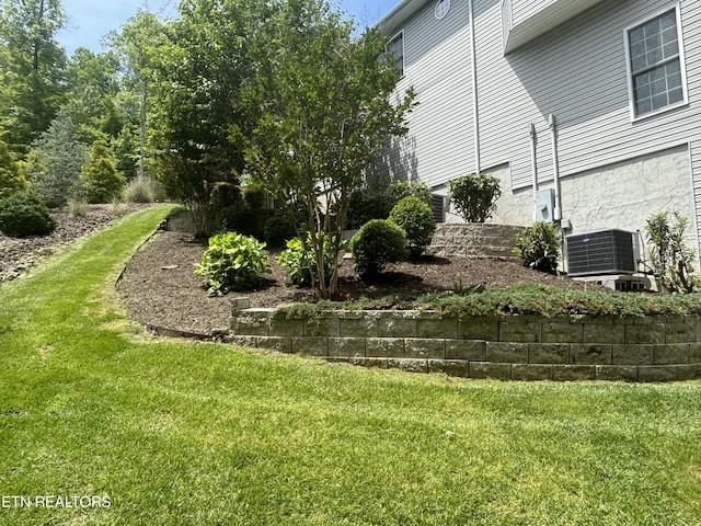 145 Pineridge Loop, Crossville, TN 38558 - view of grassy yard