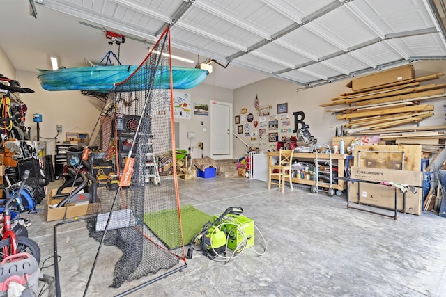 4252 Inlet Loop, Chattanooga, TN 37416 - garage with a workshop area