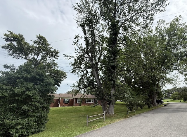 101 Lake Circle Dr, Dickson, TN 37055 - view of front of home with a front lawn and brick siding