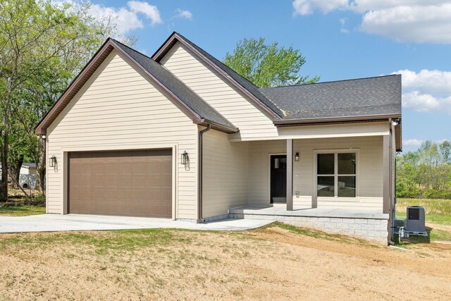 827 Oconner St, Smithville, TN 37166 - photo 1