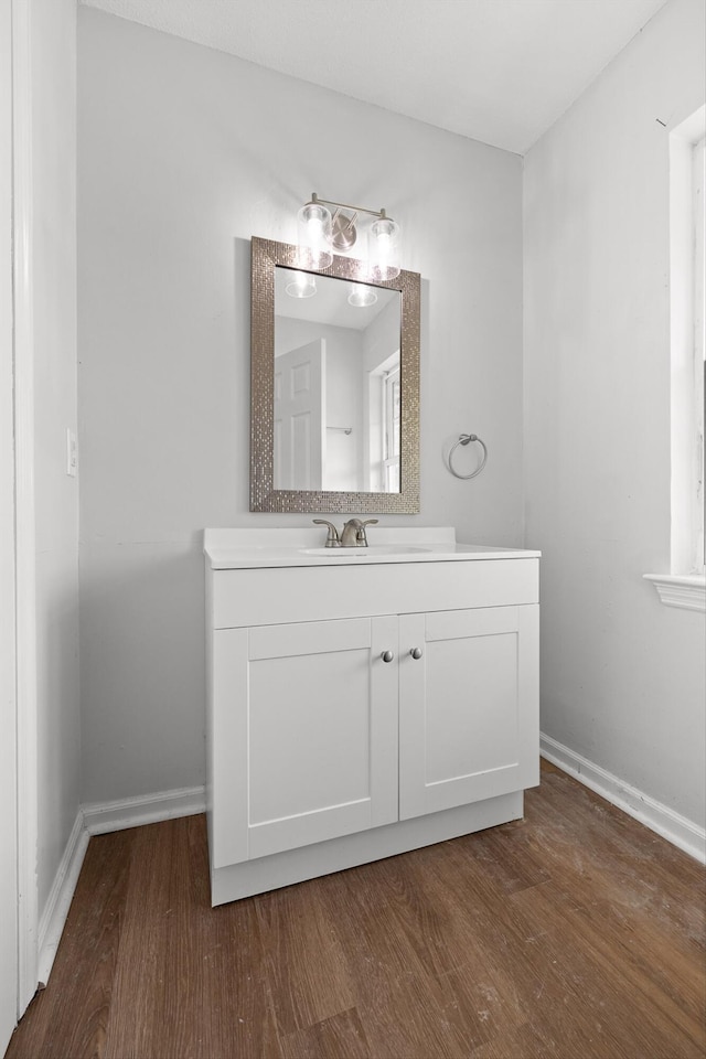 4726 Tarpon Trl, Chattanooga, TN 37416 - bathroom with wood finished floors and vanity