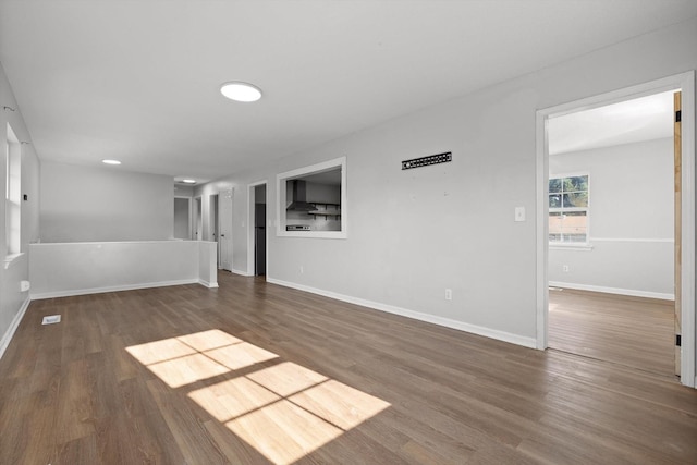 4726 Tarpon Trl, Chattanooga, TN 37416 - unfurnished room featuring wood finished floors and baseboards