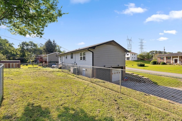4726 Tarpon Trl, Chattanooga, TN 37416 - view of side of home featuring a cooling unit