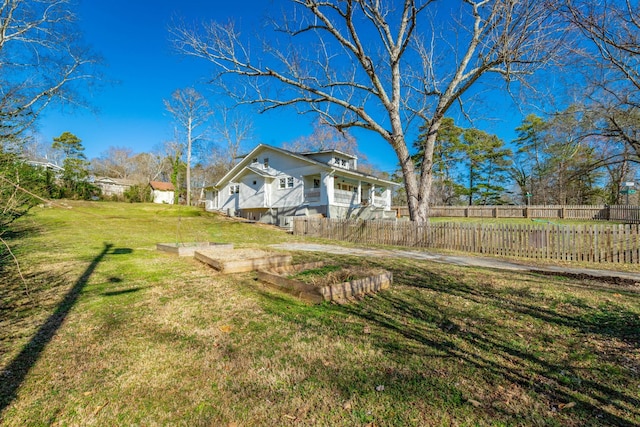 225 Hemphill Ave, Chattanooga, TN 37411 - view of yard featuring a vegetable garden