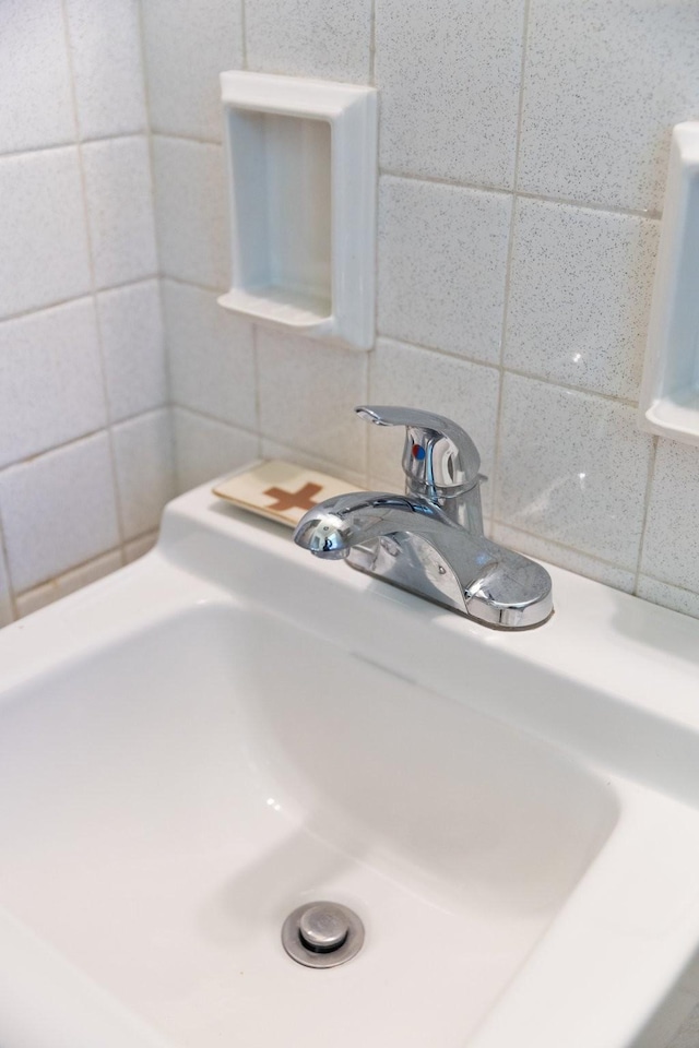 5033 Ragland Dr, Nashville, TN 37220 - bathroom view of a sink