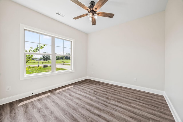 200 Creekside Dr, Lewisburg, TN 37091 - unfurnished room with ceiling fan and wood finished floors