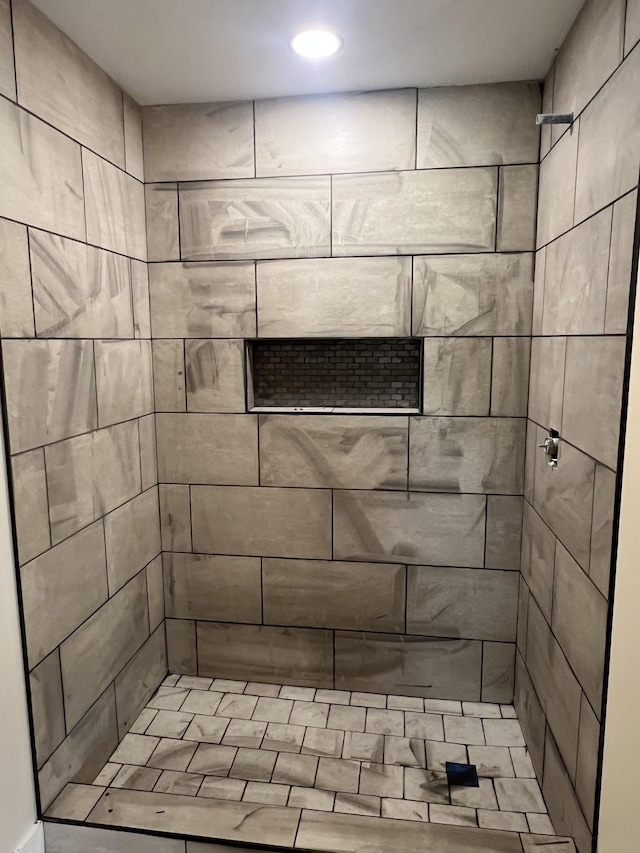 3626 Pulaski Hwy, Columbia, TN 38401 - bathroom with a tile shower and recessed lighting
