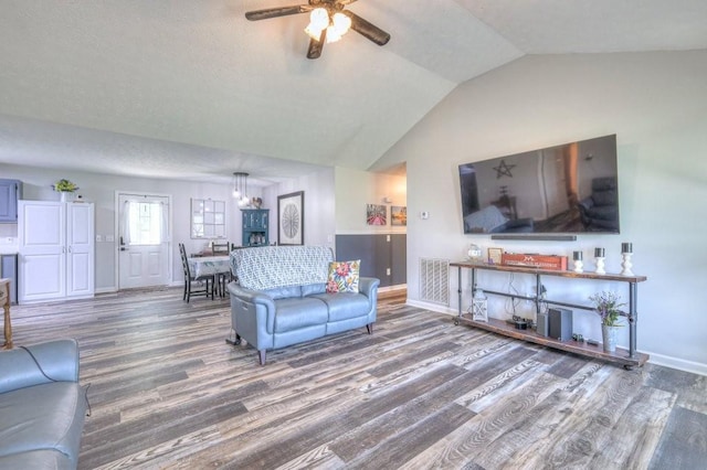 207 Shapard Dr, Shelbyville, TN 37160 - photo 3