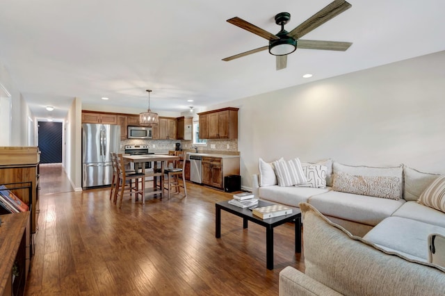 200 Woodsong Ln, Columbia, TN 38401 - living area featuring ceiling fan, dark wood-style floors, and recessed lighting