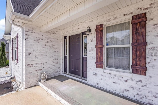 161 Cumberland Oaks Dr, Tullahoma, TN 37388 - property entrance featuring brick siding and a porch