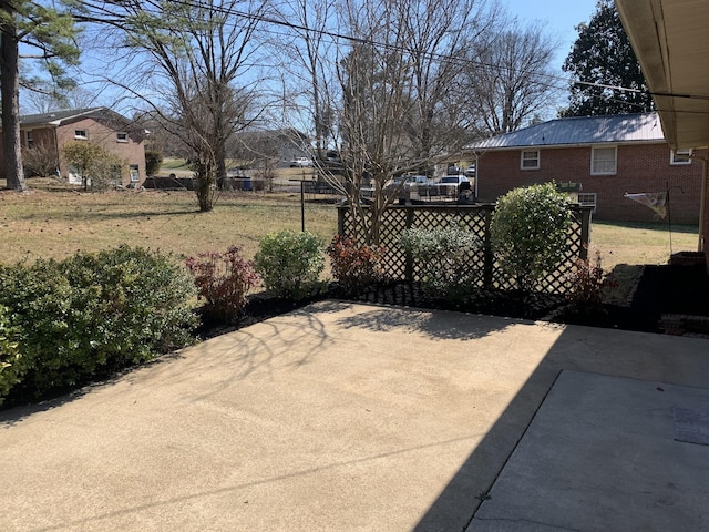 1206 Park Mere Dr, Columbia, TN 38401 - view of patio