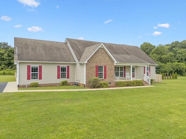 1493 Azalee Ln, Chapel Hill, TN 37034 - view of front of property with a porch, crawl space, a front yard, and a shingled roof