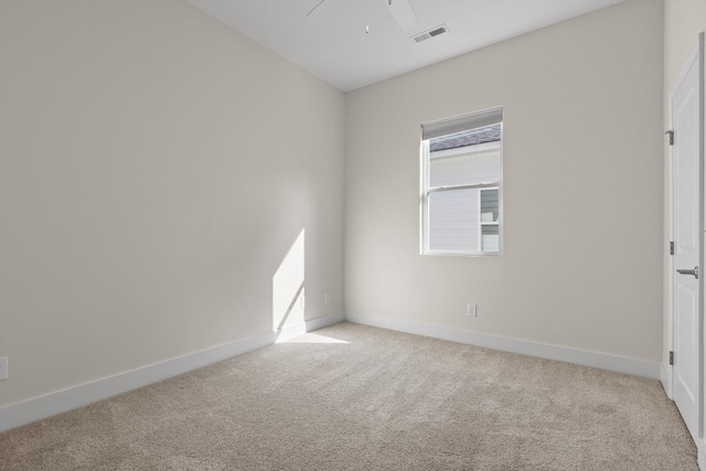 212 Mcbrien Rd, Chattanooga, TN 37411 - spare room with light colored carpet and a ceiling fan