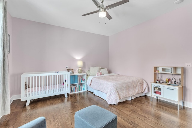 2806 Marlin Ave, Nashville, TN 37215 - bedroom featuring wood finished floors and a ceiling fan