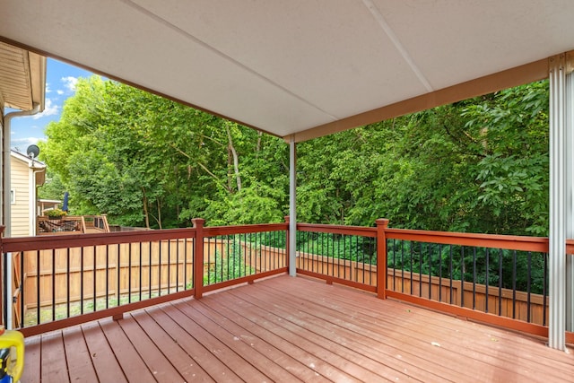 2438 Duxbury Dr, Columbia, TN 38401 - wooden terrace with view of wooded area
