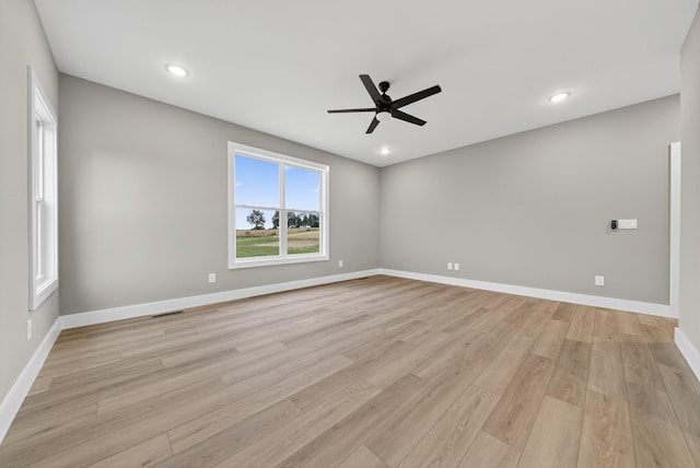 1263 N Sumner Rd, Bethpage, TN 37022 - unfurnished room featuring ceiling fan, light wood finished floors, and recessed lighting