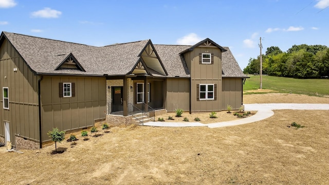 1263 N Sumner Rd, Bethpage, TN 37022 - view of front of home with roof with shingles and board and batten siding