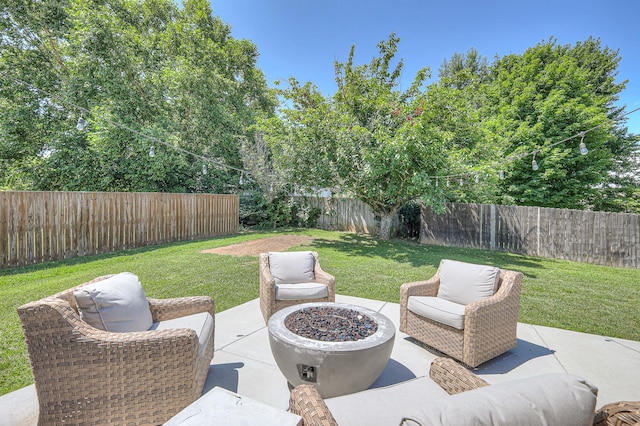 2808 Lafayette Dr, Thompsons Station, TN 37179 - fenced backyard featuring a patio area and a fire pit