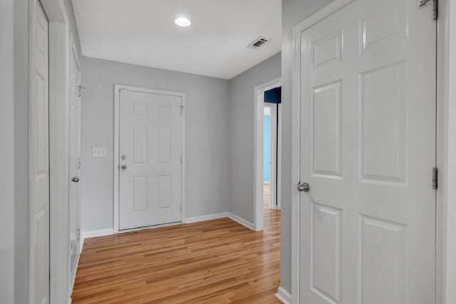 3313 Monoco Dr, Spring Hill, TN 37174 - foyer featuring light wood-style floors and recessed lighting