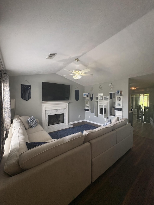 622 Mable Dr, La Vergne, TN 37086 - photo 4