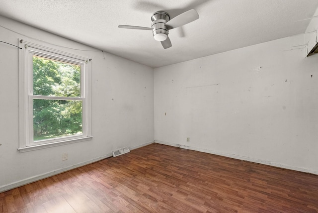 1852 Mimi Rd, Clarksville, TN 37040 - photo 15