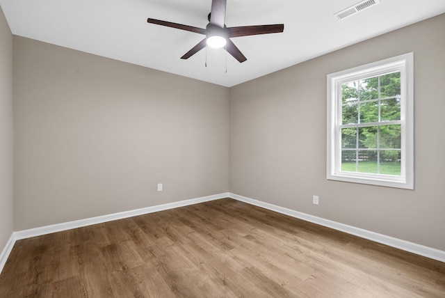 1615 Mohawk Trl, Hopkinsville, KY 42240 - spare room featuring wood finished floors and a ceiling fan