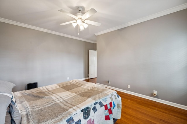 2707 Albany Ct, Murfreesboro, TN 37129 - bedroom featuring wood finished floors, ornamental molding, and ceiling fan