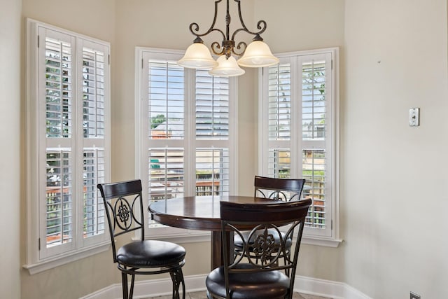 2707 Albany Ct, Murfreesboro, TN 37129 - dining area with baseboards and a chandelier