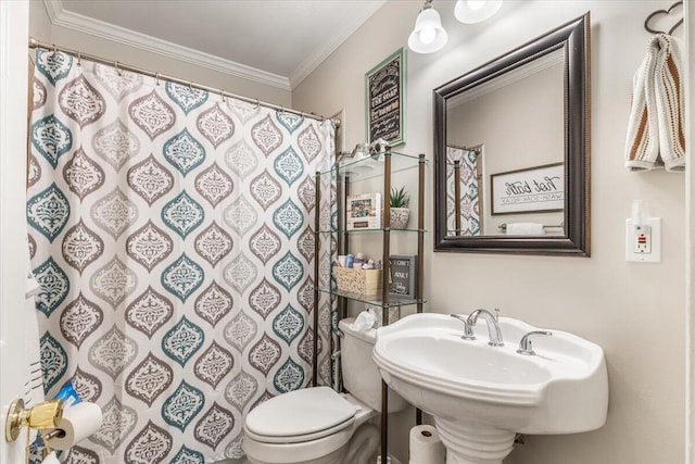 615 S Moore Rd, Chattanooga, TN 37412 - bathroom featuring ornamental molding and curtained shower