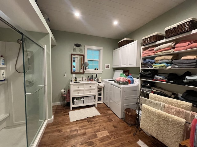 407 Cedar Rd, Pikeville, TN 37367 - washroom with dark wood-style floors, independent washer and dryer, and recessed lighting