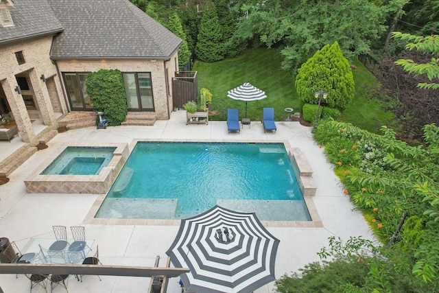 3 Annandale, Nashville, TN 37215 - view of pool featuring a patio area and a pool with connected hot tub