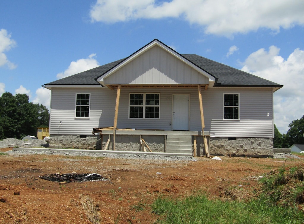 3867 Rivy Way, Lewisburg, TN 37091 - view of front facade featuring covered porch, crawl space, and a shingled roof