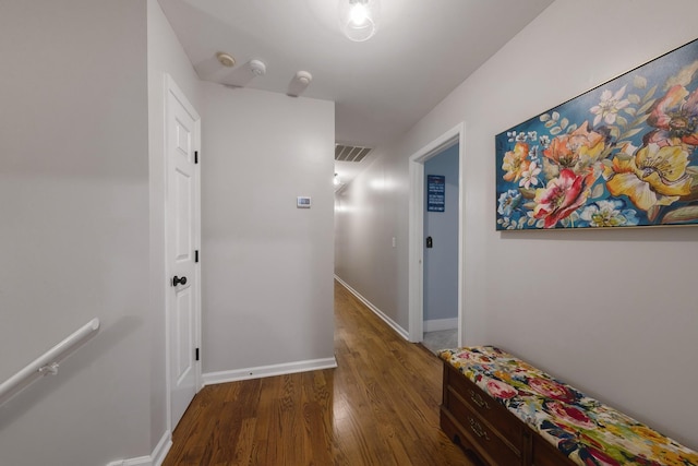 114 Deerview Dr, Columbia, TN 38401 - hallway featuring wood finished floors and baseboards