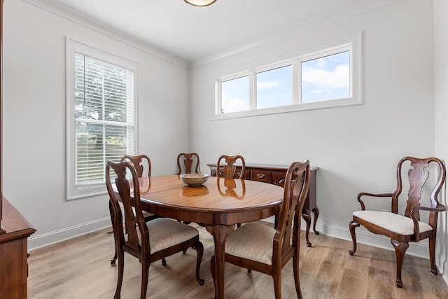 8665 Woodbury Acre Ct, Harrison, TN 37341 - dining area with light wood-style floors