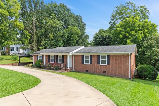 435 Forest St, Lewisburg, TN 37091 - ranch-style house featuring crawl space, a front yard, brick siding, and driveway