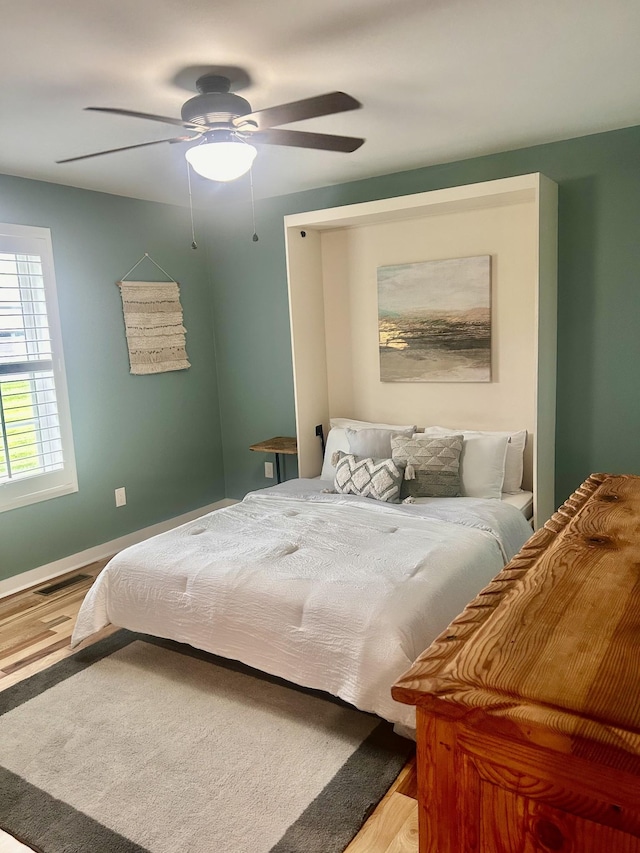 1059 S Cross Bridges Rd, Mount Pleasant, TN 38474 - bedroom featuring a ceiling fan