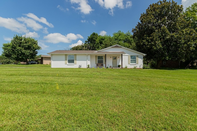 4893 Rainer Dr, Old Hickory, TN 37138 - ranch-style house featuring a front lawn and covered porch
