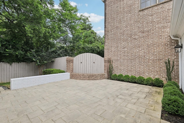 3600 Colewood Dr, Nashville, TN 37215 - view of patio featuring a gate