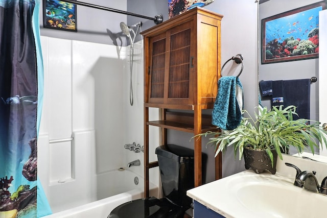 206 Cross Valley Dr, Columbia, TN 38401 - full bathroom with shower / bathtub combination with curtain and vanity
