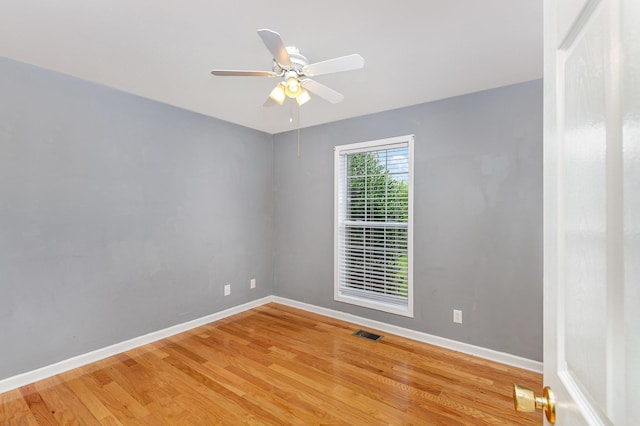 381 Bailey Ln, Pleasant View, TN 37146 - empty room with light wood-style flooring and ceiling fan